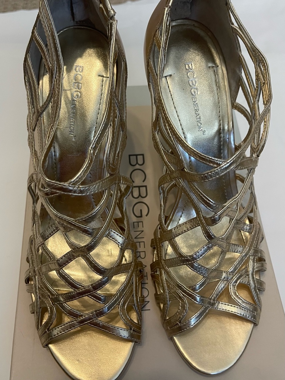 BCBGeneration Tulle Soft Gold Metallic Strappy Cage Heels Sandals Size 10